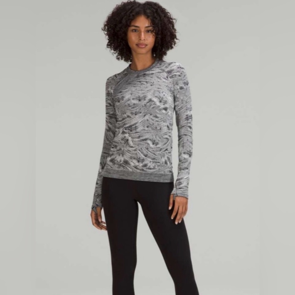 Lululemon Rest Less Pullover Stratum Overlay Black/Alpine White Size 8